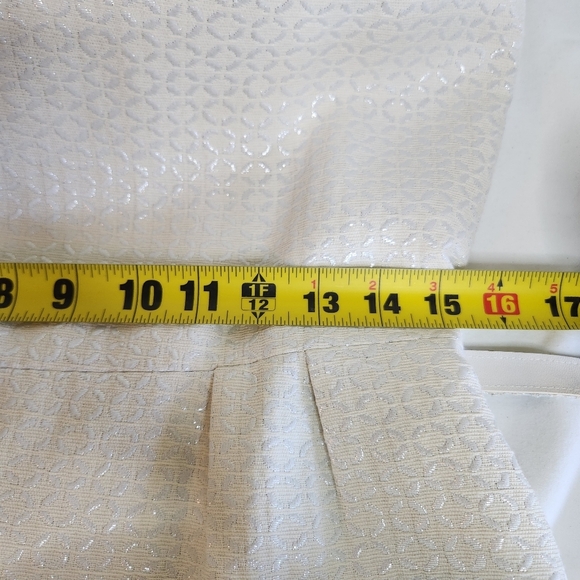 Alex Marie Vintage White Sleeveless Sheath Dress Midi, Metalic Details Size 8 - Picture 8 of 14